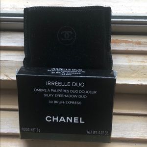 Chanel Irreelle Duo eyeshadow.